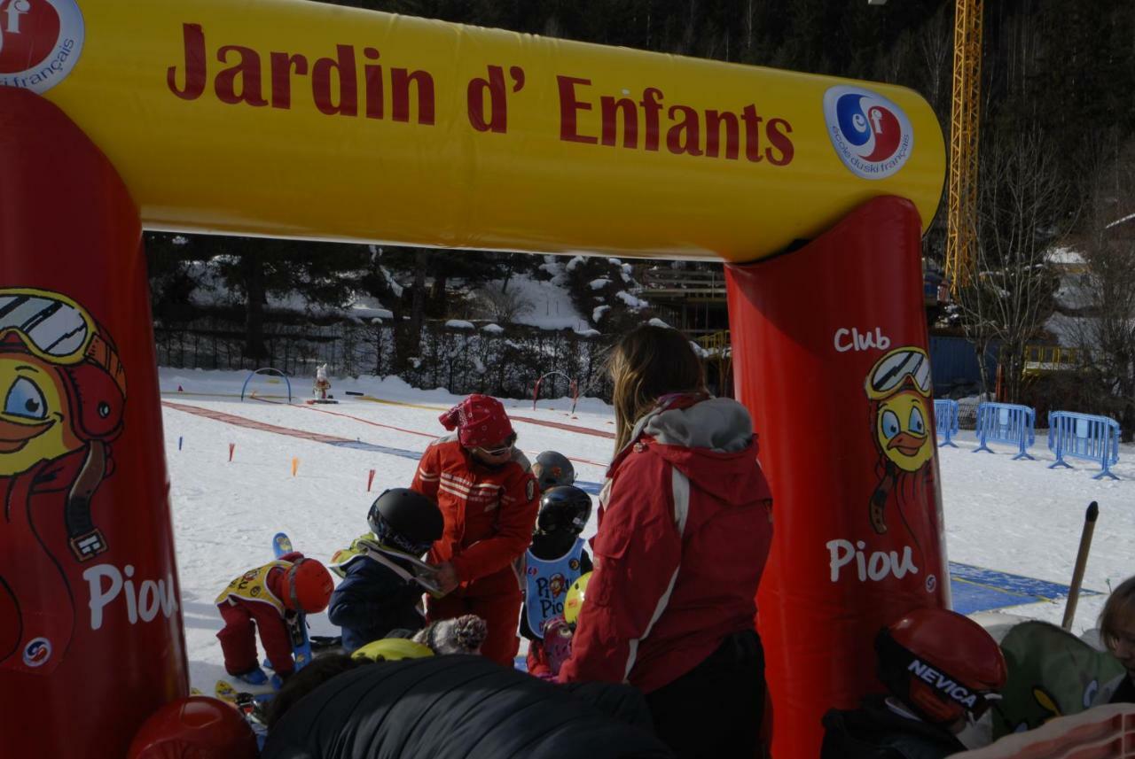 Front Ski Slope Chamonix Apartment Luaran gambar